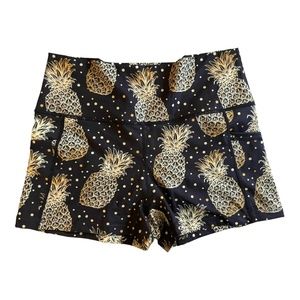 CVG SHORTS - 2.5" inseam - "Fineapple" print - size Medium